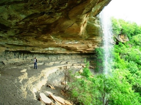 Drakensberg Mountain Retreat Cave