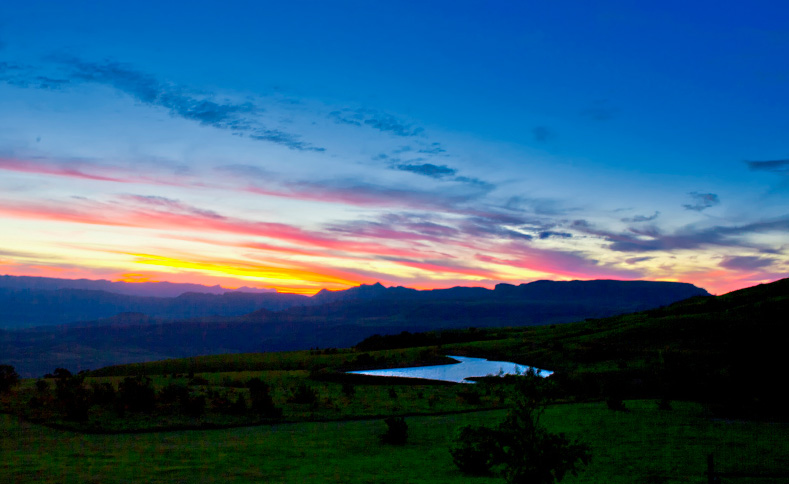 Drakensberg - view of the sky