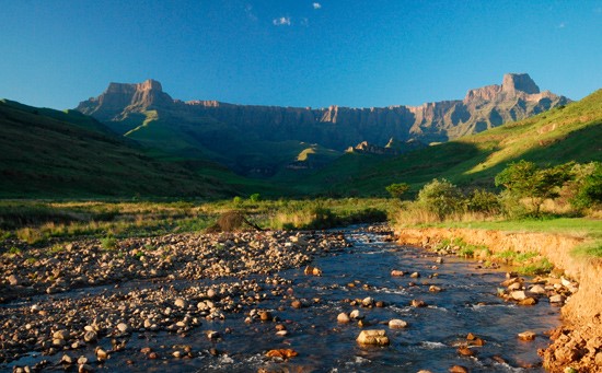 Sentinel Peak - Drakensberg Excursions